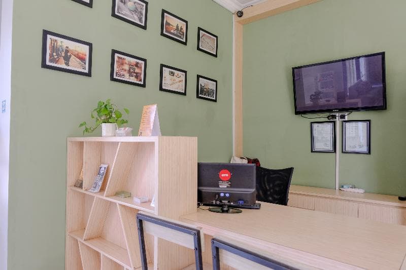 Spot on 1712 Griya Shanta Residence 5