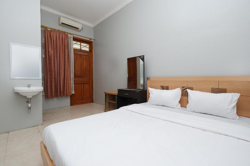 D'kost By Oyo Rooms 4