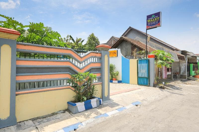 Wallet Family Residence Syariah by OYO Rooms 3