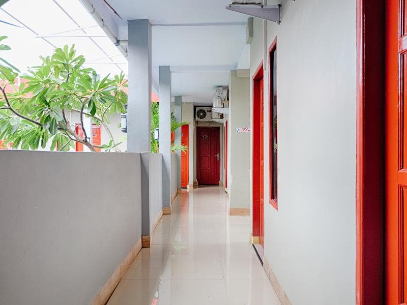 Hotel Jinan Makassar By Oyo Rooms 2