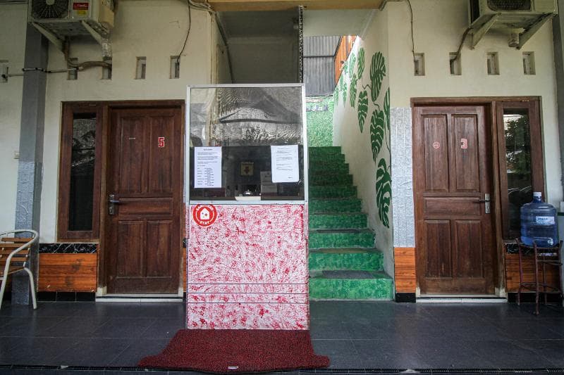 Capital O 2258 Santana Syariah Guest House 5