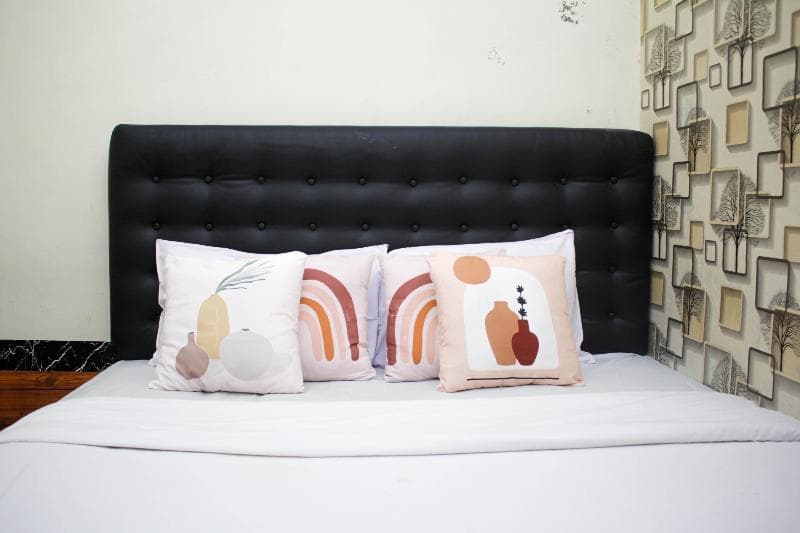 Capital O 2258 Santana Syariah Guest House 4