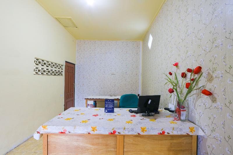 Spot On 2497 Pesona Guest House 2