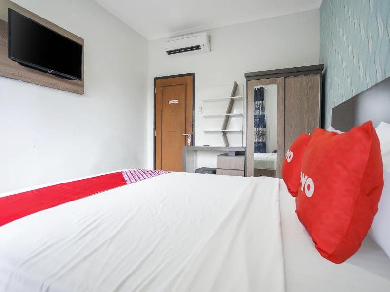 Oyo 1266 Green Palm Kostel Syariah main