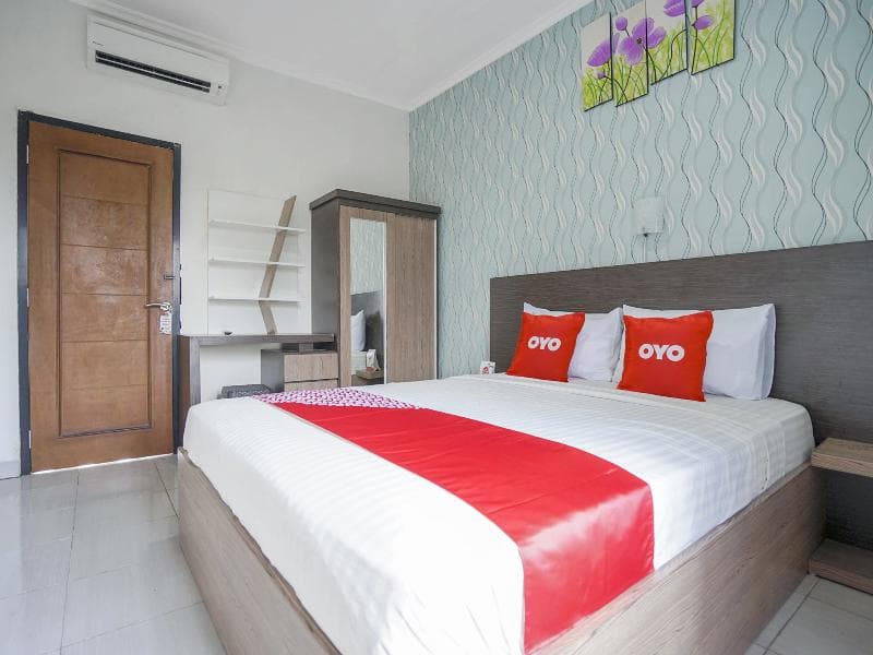 Oyo 1266 Green Palm Kostel Syariah 4