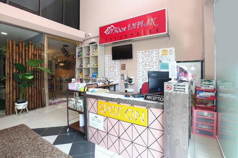 Spot On 89796 D'noor Budget Inn 2