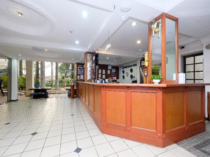 Oyo 1236 Hotel Green Park 5