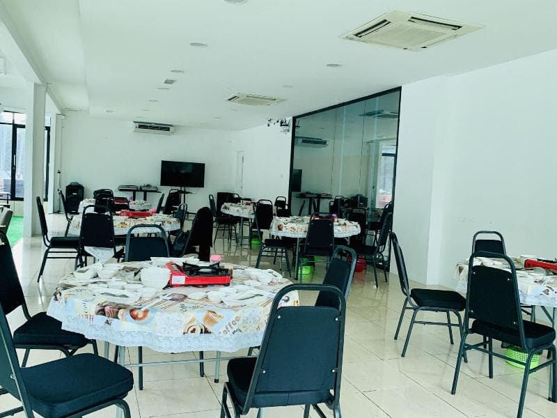 SPOT ON 89900 Jesselton Capsule Inn main