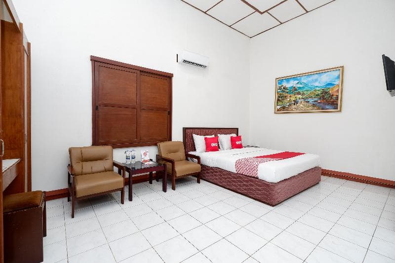Hotel Griya Kencana By Capital O main