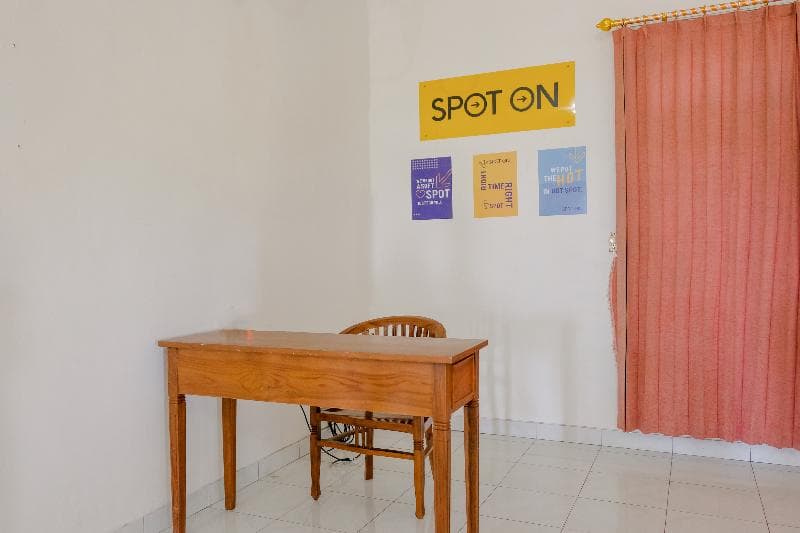 Spot On 2668 Pakis Residence 2