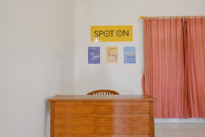 Spot On 2668 Pakis Residence 5