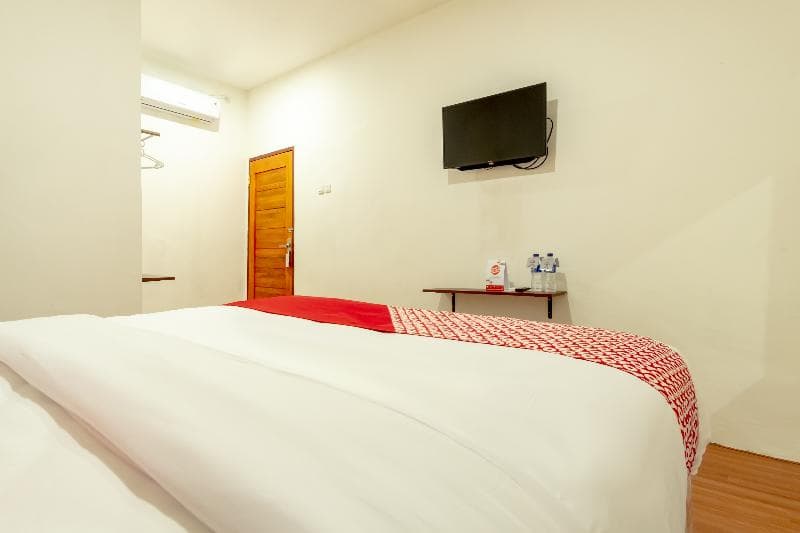 Tmj Guest House By Oyo Rooms 4