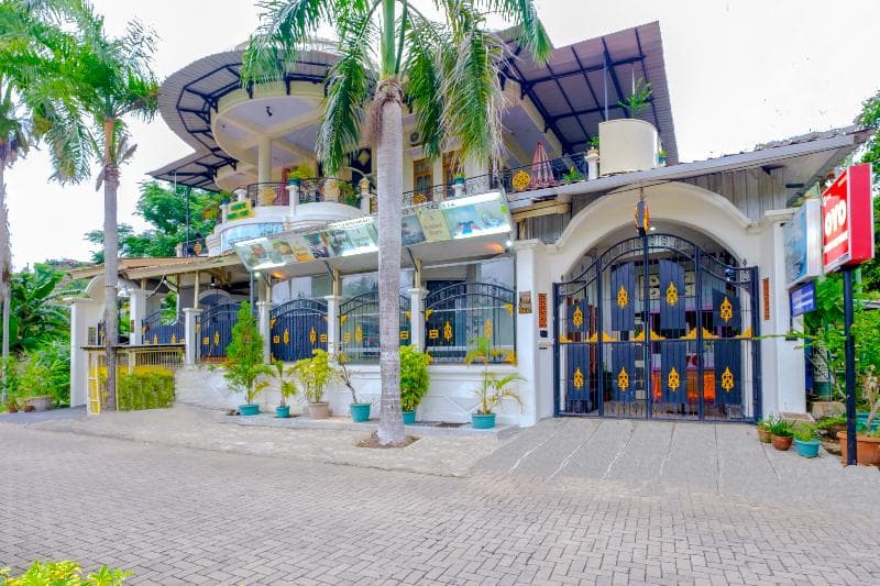 Oyo 3088 Green Valley House 3