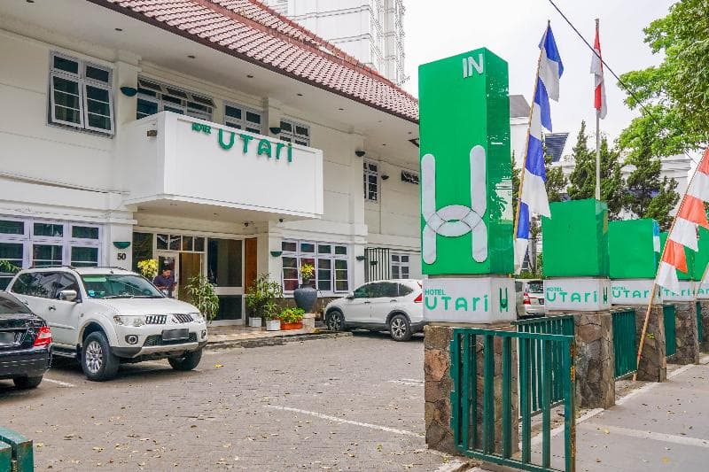 Oyo Collection O 1452 Hotel Utari 4