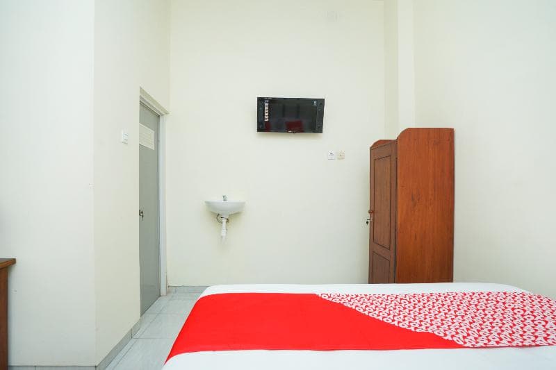 Penginapan Anggrek Syariah 2 By Oyo Rooms main