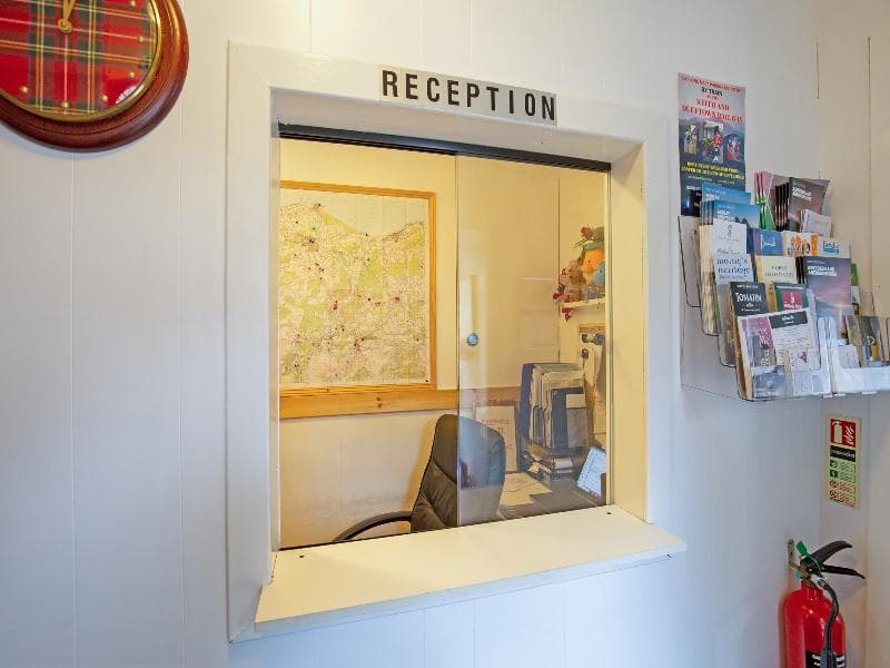 Oyo Eastbank Hotel, Speyside Scotland 4
