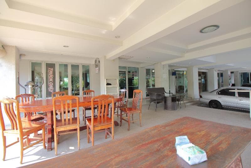 Ladawan Villa By Oyo Rooms 4