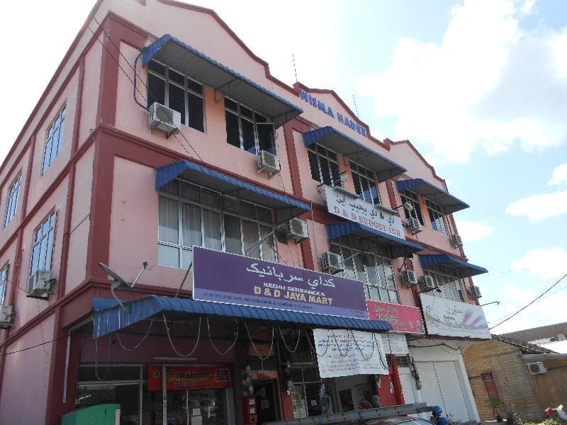 Spot On 89755 D&D Budget Inn 2
