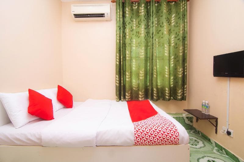Oyo 1224 Hotel Hajah Rohayah 2