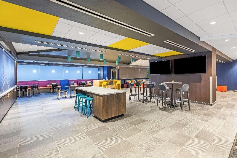 Tru by Hilton Laredo Airport 5