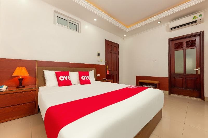 Bach Duong Hotel By Oyo Rooms 2
