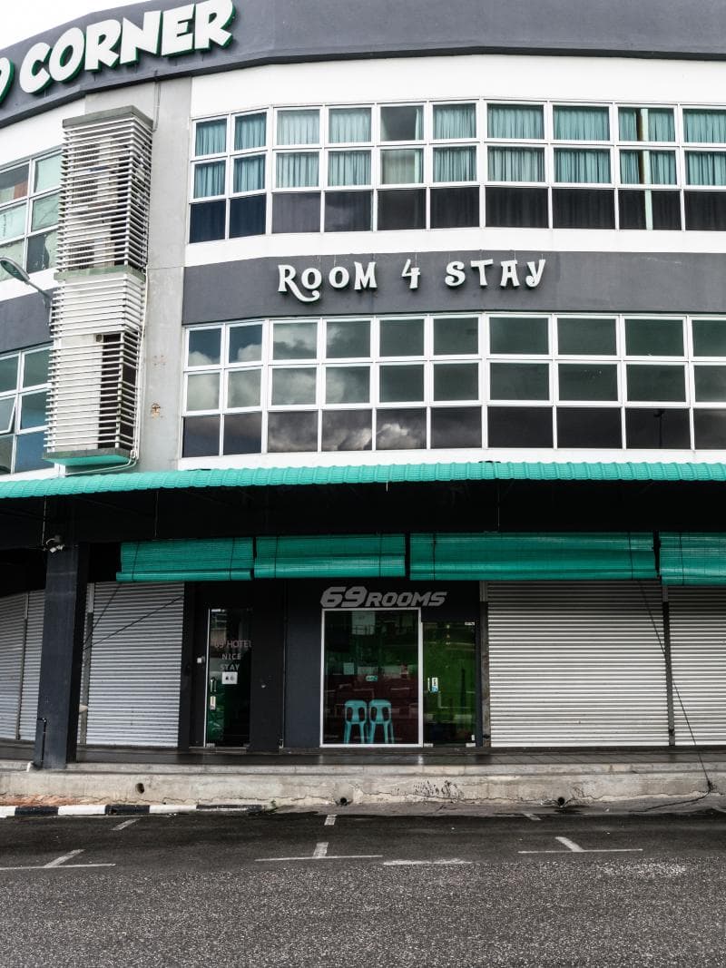 Oyo 89840 69 Room 4 Stay 4