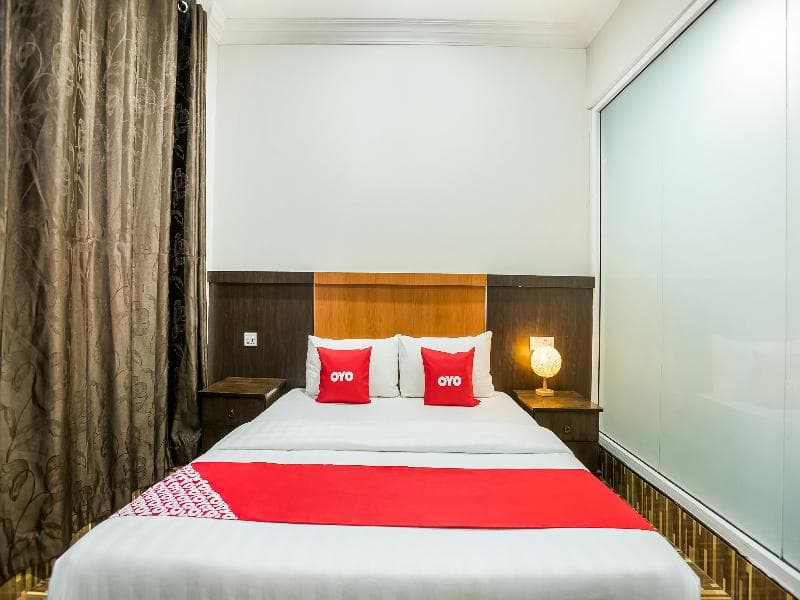 Oyo 89712 Grand Inn