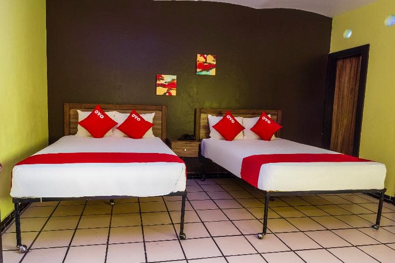 Gran Hotel Galerias Plaza main