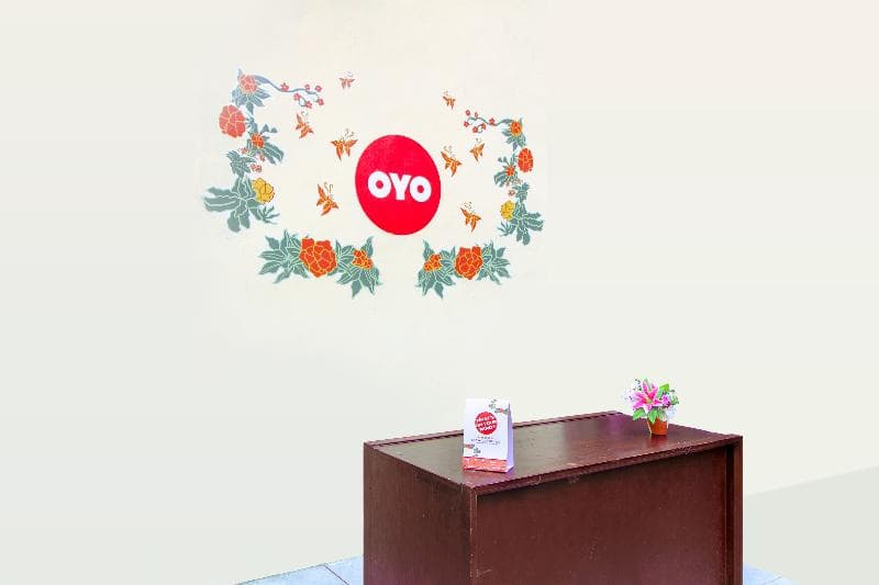 Oyo 1643 Grand Monica 2