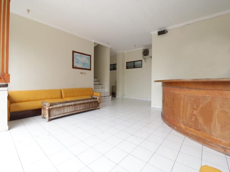 Spot on 2426 Hotel Aget Jaya II 2