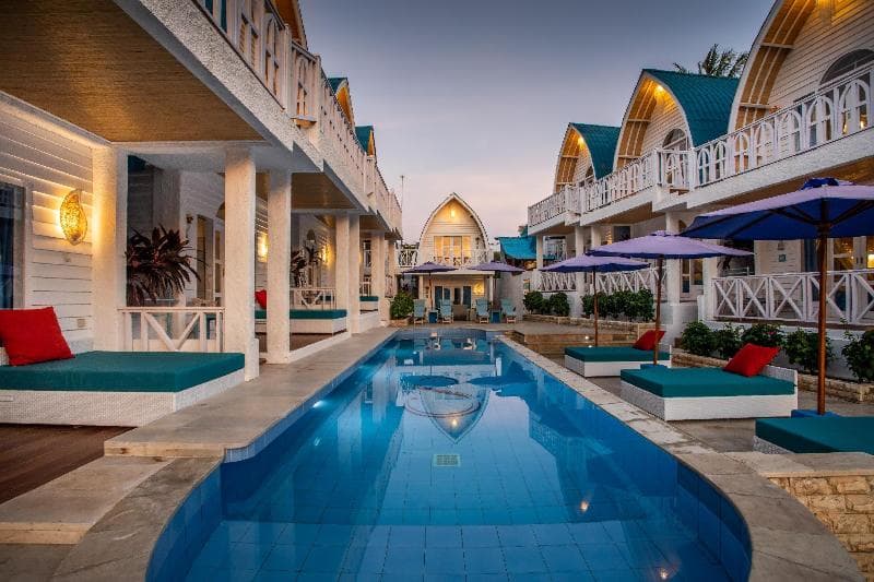 Santorini Beach Resort 4