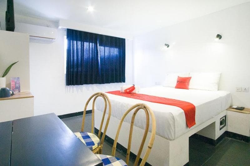 Reddoorz Premium Near Senggigi Beach 2