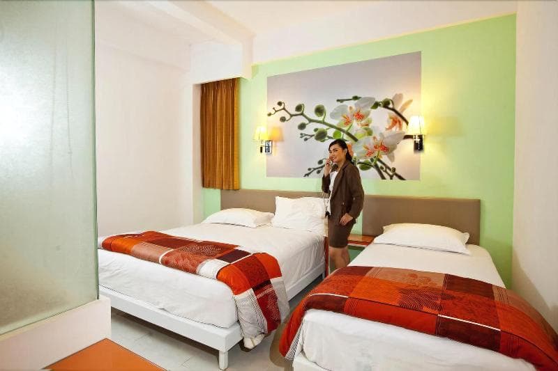 Dewarna Arifin Hotel Malang photo 1