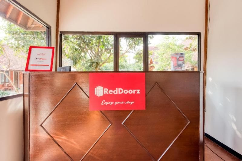 Reddoorz Syariah Near Gor Ken Arok 1