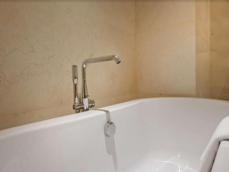 Goodrich Suites Jakarta 5