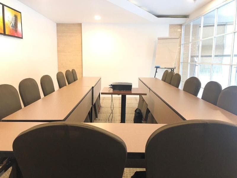 Verse Luxe Hotel Wahid Hasyim 1