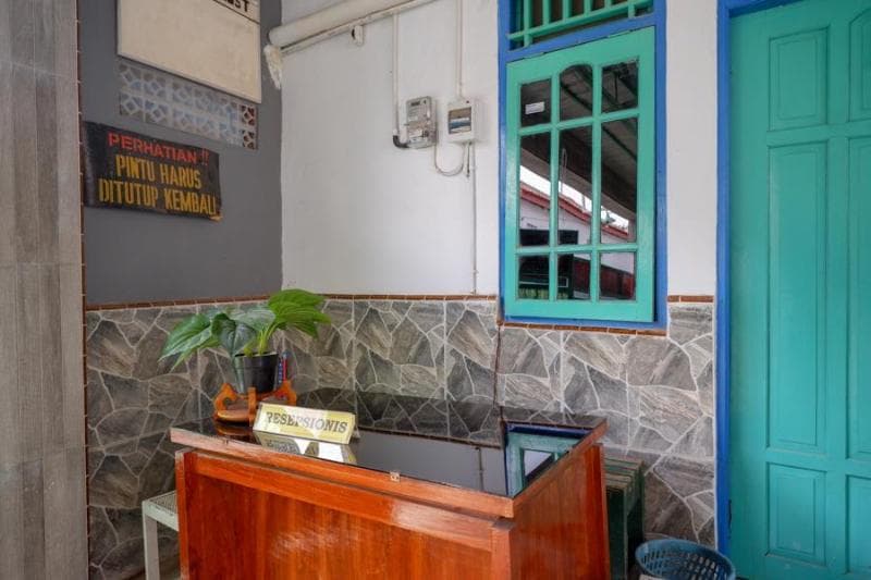 Formerly Reddoorz Syariah Near Poltran Tegal 2