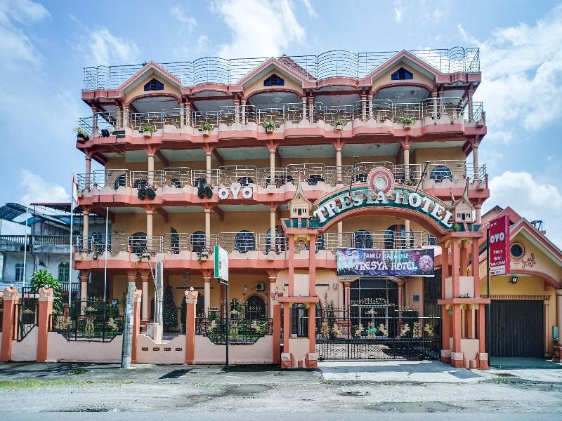 Oyo 1140 Hotel Tresya Tanjung Balai 3