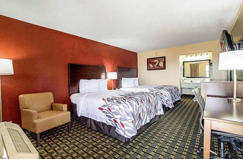 Red Roof Inn & Suites Greenwood Sc 4