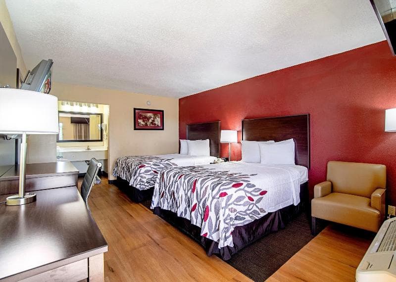 Red Roof Inn & Suites Greenwood Sc photo 1
