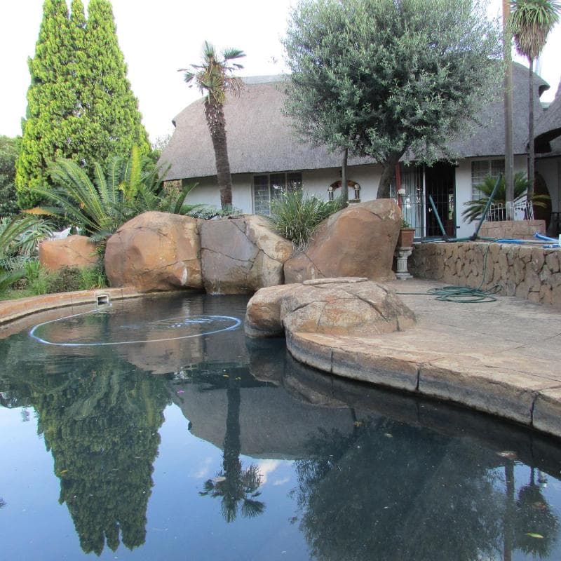 Acacia House Executive Suite 2