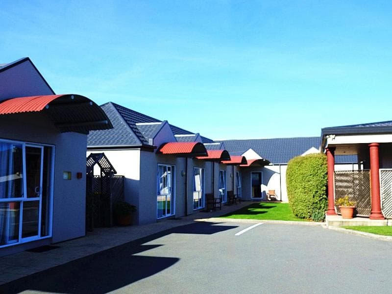 Airport Birches Motel main