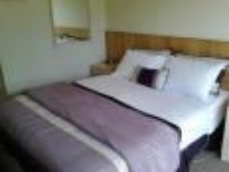 Avondale Motor Inn 4