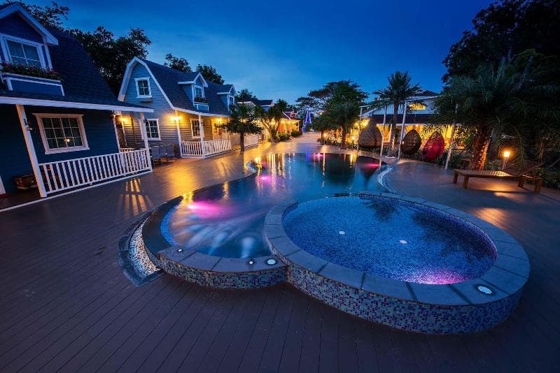Tomangoh Vintage Resort main
