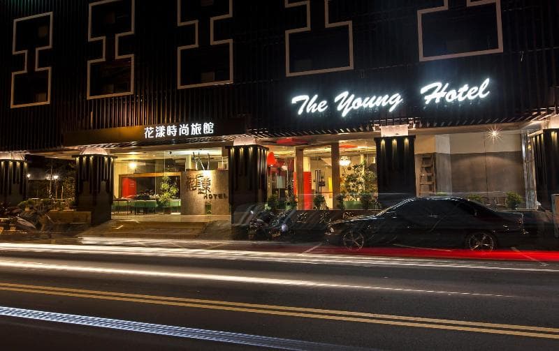 The Young Hotel 3