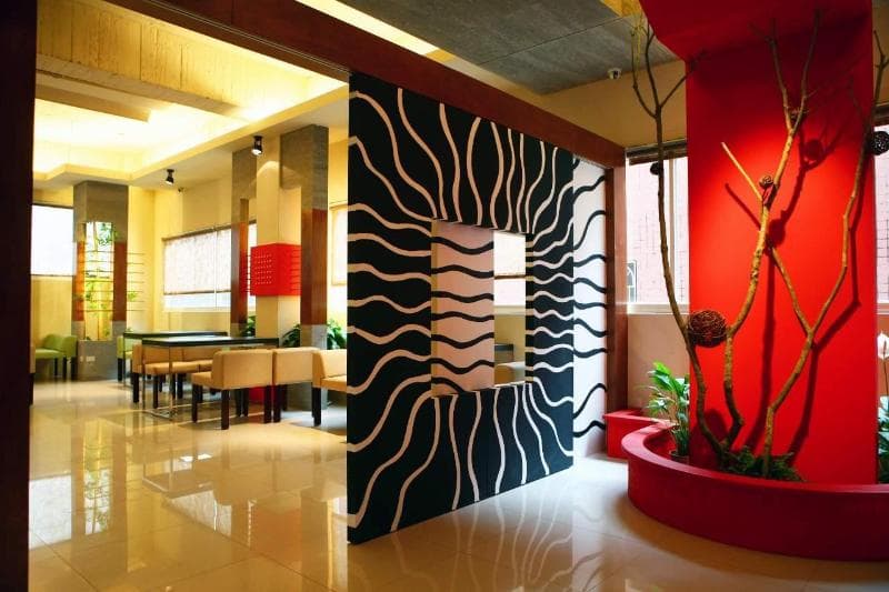 The Young Hotel 5