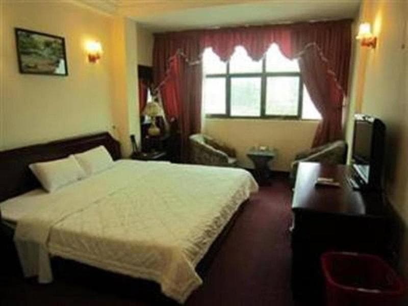 The Sun Hotel 4