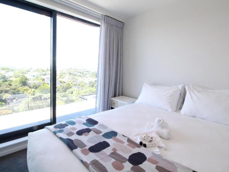 Fernz Motel & Apartments Birkenhead photo 1