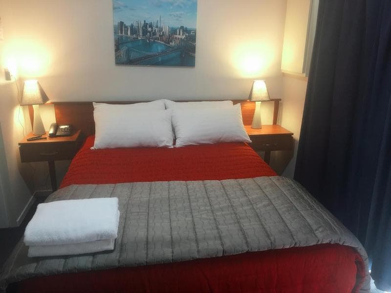 Coachman Motel 4