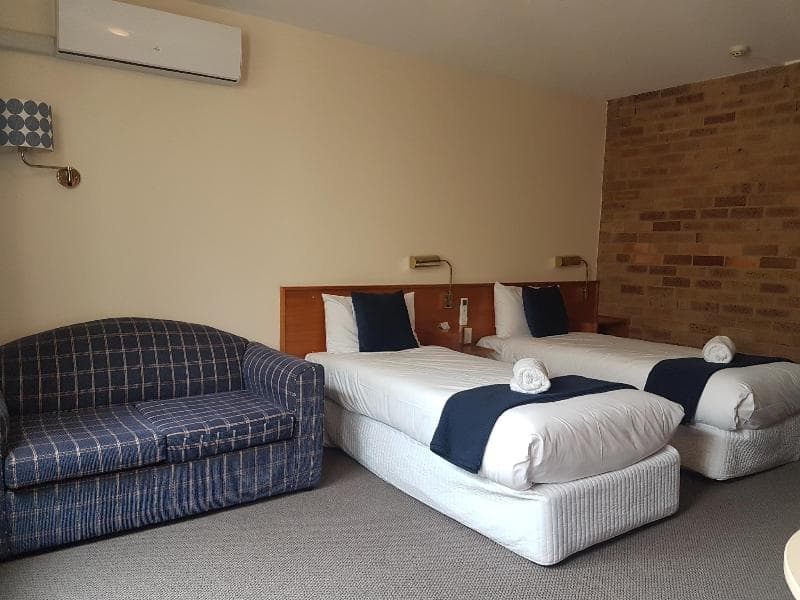 All Seasons Motel Armidale 4